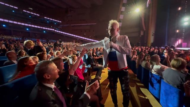 SHAMAN выступил в Кремле на Дне рождения МУЗ-ТВ смотреть онлайн