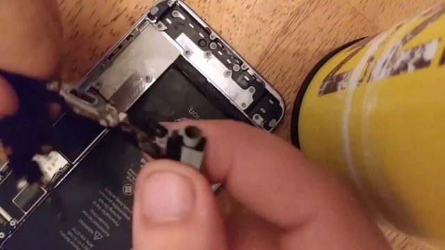 iPhone 6 Plus charger port/ Taptic Engine/ loud speaker replacement смотреть онлайн