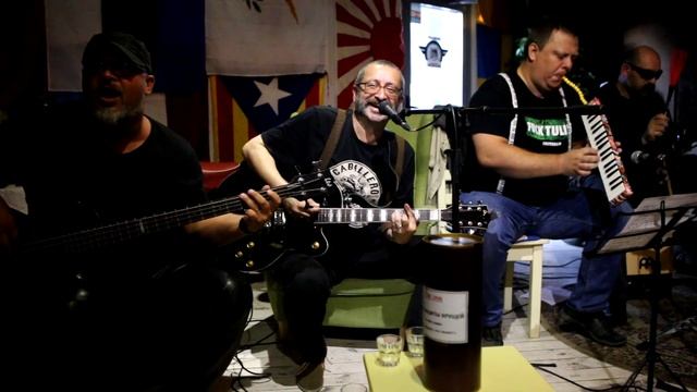 The UNB Мыши смотреть онлайн