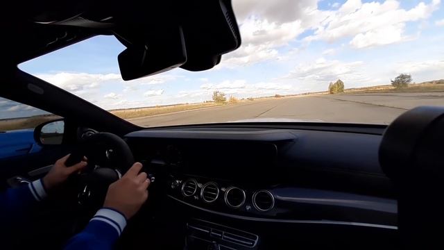 E63s Mercedes-Benz vs M4 BMW vs AMG CLS 63s + GLE 63 vs X6M смотреть онлайн