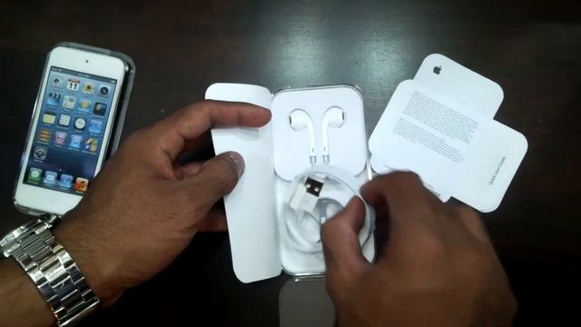 Apple Ipod Touch (5th Generation) Unboxing смотреть онлайн