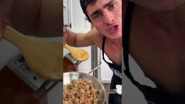 Домашняя пицца. Озвучка забавного рецепта