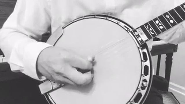 “Earl’s Breakdown” on a Yates Carnegie - Jim Britton Banjo смотреть онлайн