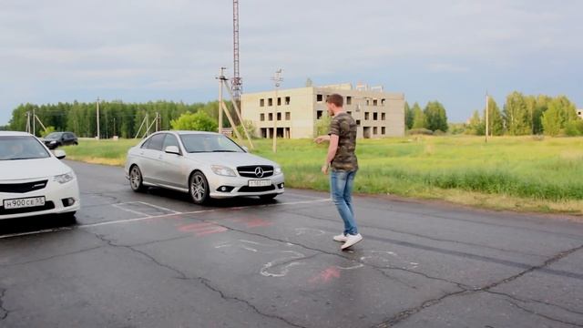 Mercedes-Benz C230 vs Nissan Teana L33 2.5L vs Honda Accord 2.4 Type S смотреть онлайн
