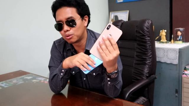 iphone xr vs iphone xs max ต่างกัน 14,000 บาท ใครโดนกว่ากัน смотреть онлайн