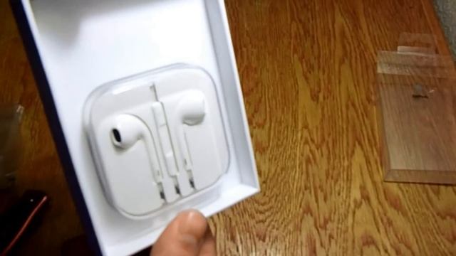 Unboxing : Apple Earpods 2012 смотреть онлайн