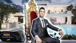 Как живёт Криштиану Роналду и сколько он зарабатывает