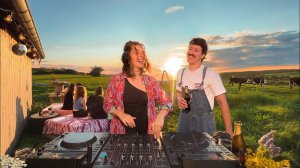 Flavour Trip | Chillout Deep House Music Mix - Cozy Barbecue with Friends