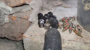 PLASTILIN. НАШЕЛ КЛАД ШИНОМОНТАЖНЫХ ГРУЗИКОВ! ПЛАВКА СВИНЦА. ОБЖИГ ЛАТУНИ. ПОИСК МЕДИ И МЕТАЛЛОЛОМА