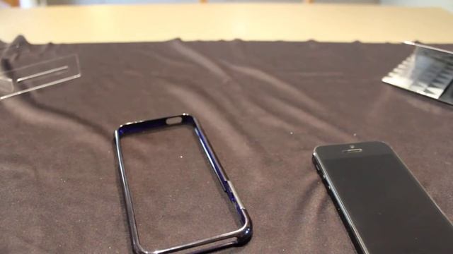 Bumper iPhone 5 Color Gem Lucent black смотреть онлайн