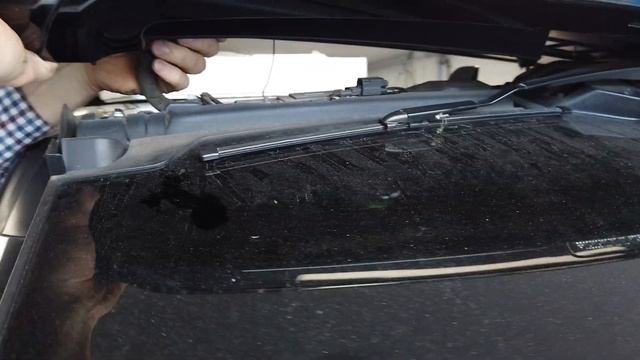How to remove the rear tailgate / boot spoiler on Range Rover Sport L494 смотреть онлайн