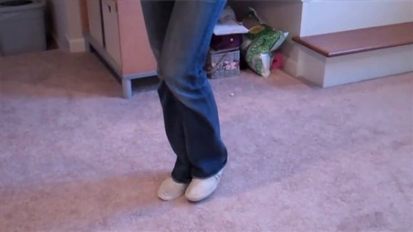 Lindy Hop Steps Made Easy: Apple Jacks (solo jazz dance moves)