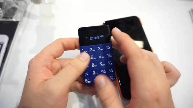 Talkcase T1: An emergency phone for your iPhone [english] смотреть онлайн