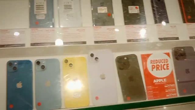 Iphone 15 Pro Max Price in Dubai 🇦🇪 || Cheapest Price in Dubai Iphone 15 Plus 📱 || Dubai Airport ✈ смотреть онлайн