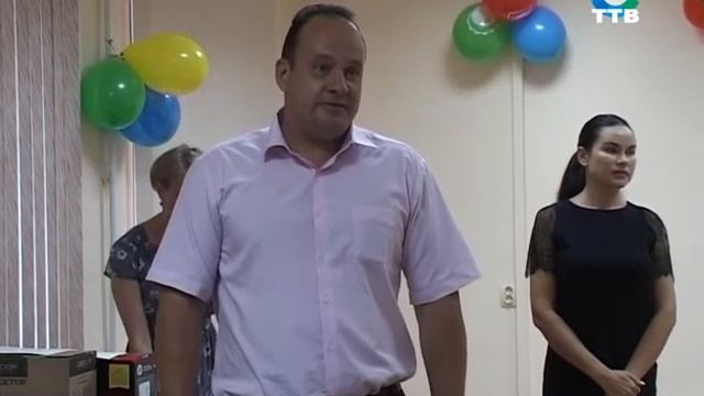 В Администрации чествовали воспитателей смотреть онлайн