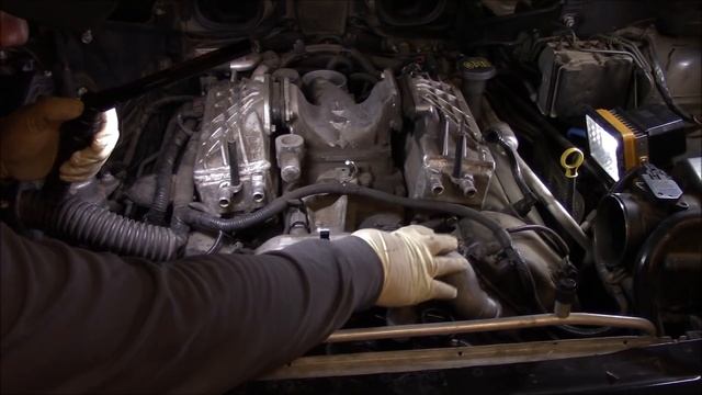 2007 Range Rover 4.2 Supercharged Head Gasket Job( Part 1) смотреть онлайн
