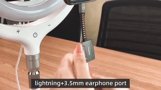 CA-634 Lightning To Lightning And DC 3.5mm Adapter смотреть онлайн