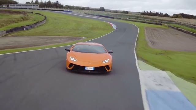 Inside The $260,000 Lamborghini Huracan смотреть онлайн