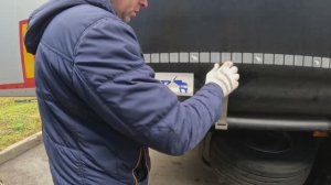 Стажировка в Деловых линиях водителя категории Е без опыта. Растентовка боков и открывание крыши.