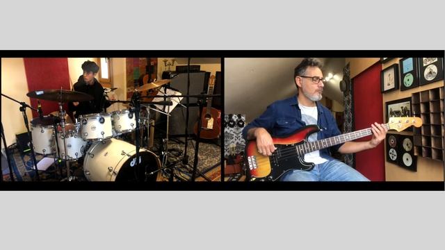 Deep Purple - Smoke on the Water. Bass & Drums Jazz Versión. смотреть онлайн