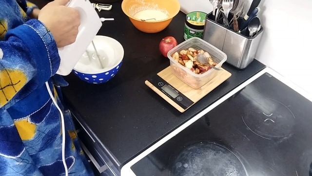 Шарлотка, кушаем и стройнеем. смотреть онлайн