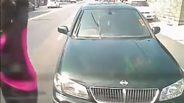 Двойная неудача у девушки смотреть онлайн