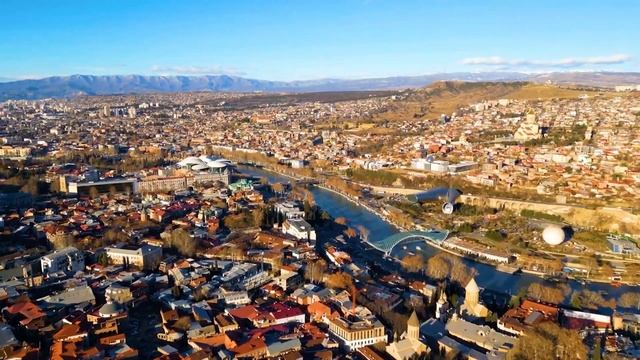 Tbilisi, Georgia 🇬🇪 in 4K 60 Fps - 4K Travel Video 2023 смотреть онлайн