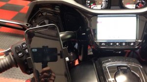 Apple CarPlay on Indian Challenger/Pursuit