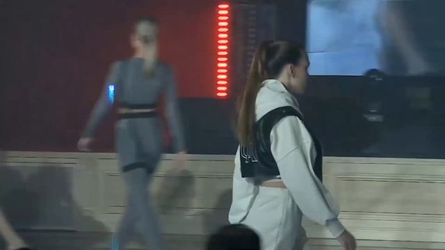 Бренд RESONANCE: унисекс одежда смотреть онлайн