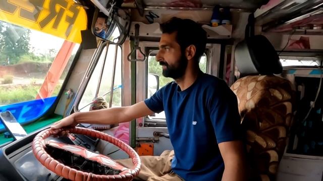 Meghyala Road blocked😰|| Pull Toot Gaya ||🍎Apple kharaab ho jayega 😭||Trucking life vlog #travel смотреть онлайн