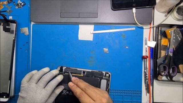 How to Replace iPad Pro headphone Jack | iPad Headphone Jack Replacement Guide | SB Mobile LAB смотреть онлайн