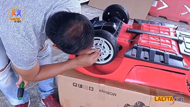 UNBOXING PERAKITAN MOBIL AKI LAMBORGINI AVENTADOR || MOB - 1015 || LALITAKIDS STORE KEBUMEN смотреть онлайн