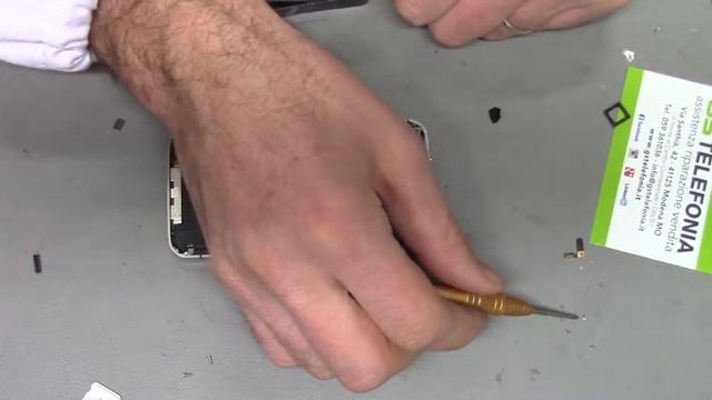 apple iphone 4s sostituzione vetro display 2° video gs telefonia modena смотреть онлайн