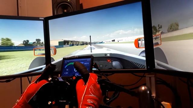 iRacing - Formula Renault смотреть онлайн