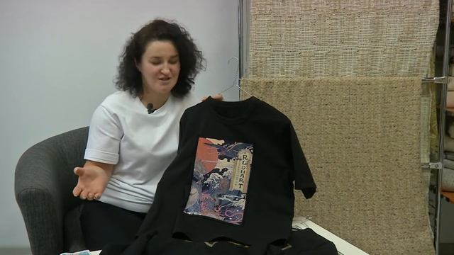 Как превратить обычную футболку в эксклюзивную вещь? смотреть онлайн