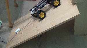 Пневматический двигатель. Первый тест на авто. Lego pneumatic engine. First car test