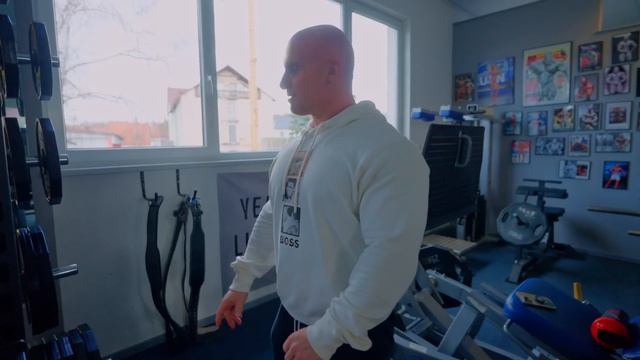 New York Pro in Gefahr? | Formcheck bei Manuel Bauer смотреть онлайн