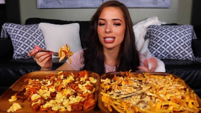 MAC AND CHEESE & ANIMAL STYLE FRIES MUKBANG смотреть онлайн