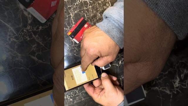 HOW TO USE A SQUARE CREDIT CARD READER / SWIPE CARD AND GET PAID WITH SQUARE ON APPLE i PHONE SE ! смотреть онлайн