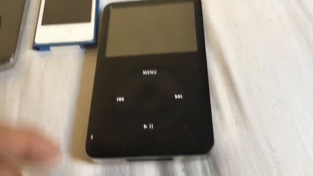 The iPod Collection смотреть онлайн