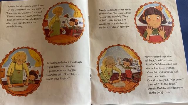 Amelia Bedelia’s First Apple Pie смотреть онлайн