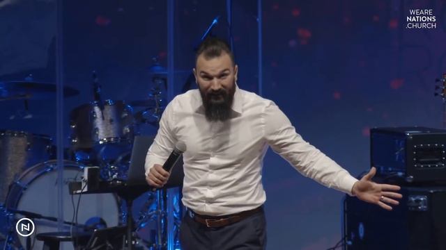 The Apple Tree || Eric Gilmour смотреть онлайн