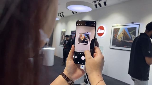 Yeh Phone Samsung iPhone Sabko Kill kar dega - Xiaomi 14 Ultra Hands On & First Impressions смотреть онлайн