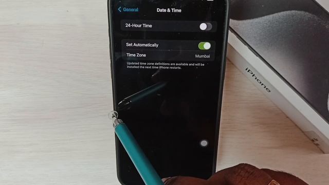 iPhone 15/15 Pro Max : How to Add Back Button in iPhone | Swipe Gesture смотреть онлайн