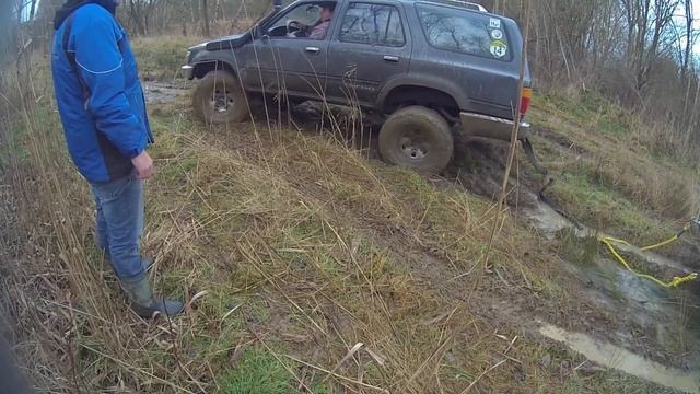 Toyota 4Runner offroad rescue Jeep Grand Cherokee смотреть онлайн
