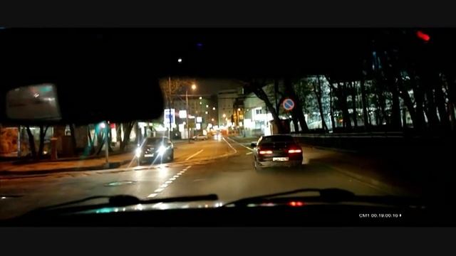 Jeep Grand Cherokee ZJ V8 drive around (2) смотреть онлайн