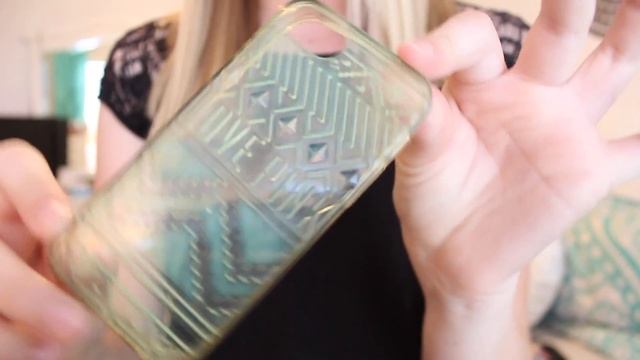 iPhone Case Collection смотреть онлайн