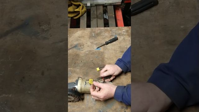 Mac Allister MASG 750 Angle Grinder Capacitor Replacement.