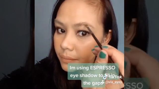 Eyebrows 101 смотреть онлайн