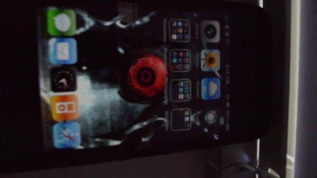 Custom Droid background on my iPhone 4 смотреть онлайн
